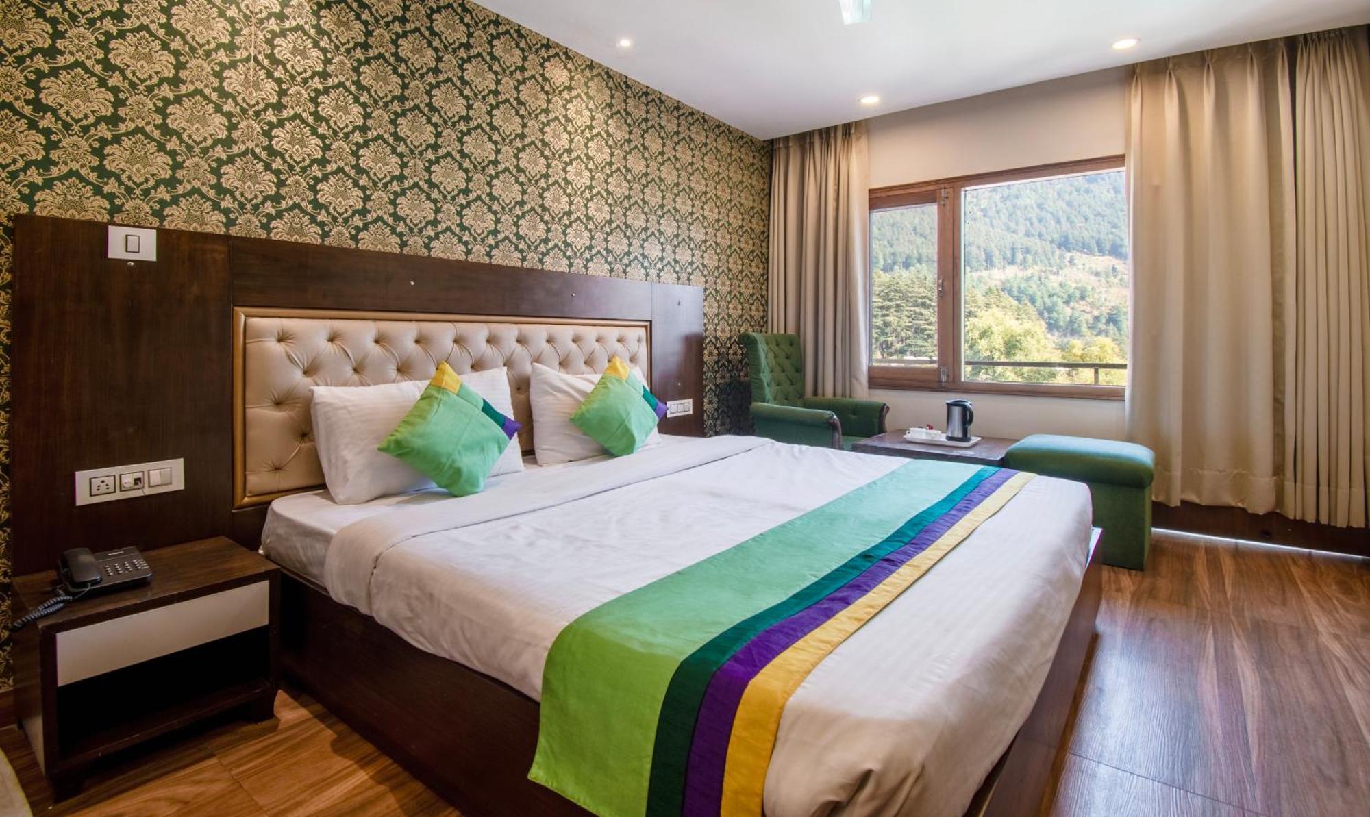 Hotel Ambika Residency, Near Hidimba Devi Temple Manāli Exterior foto
